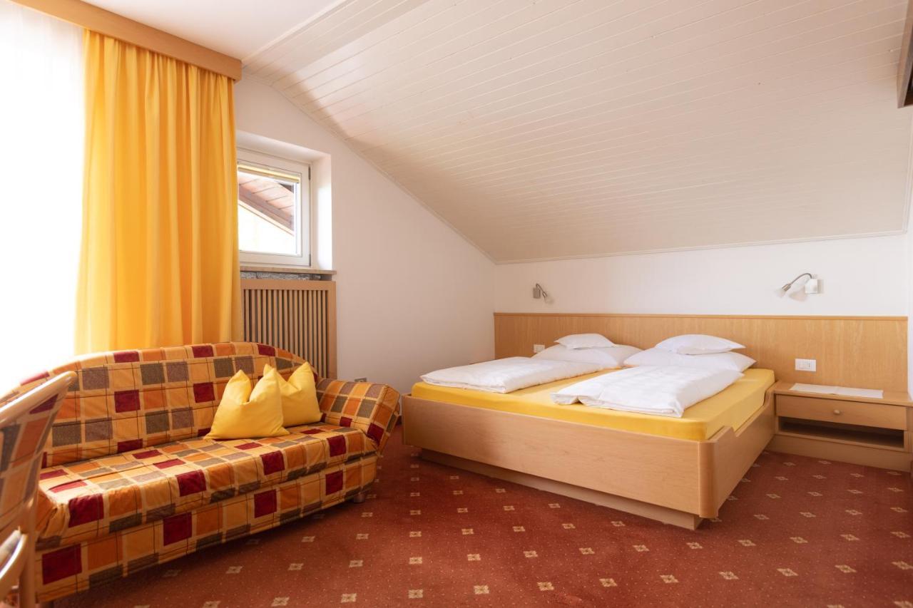 Garni Juval Hotel Тироло Екстериор снимка